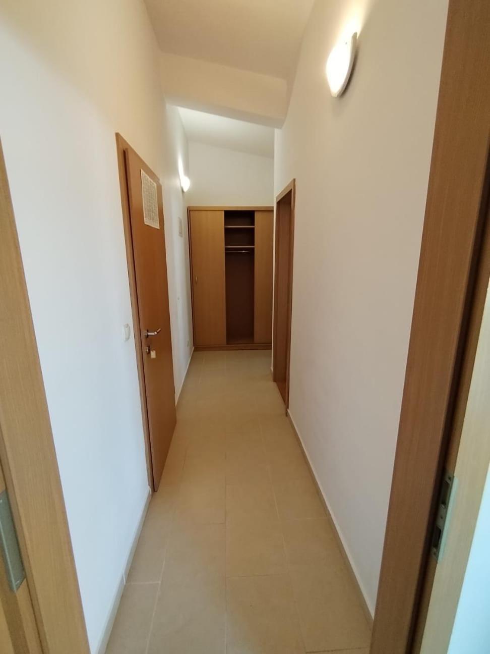 Apartmani Ljubo พรีมอชเตน ภายนอก รูปภาพ