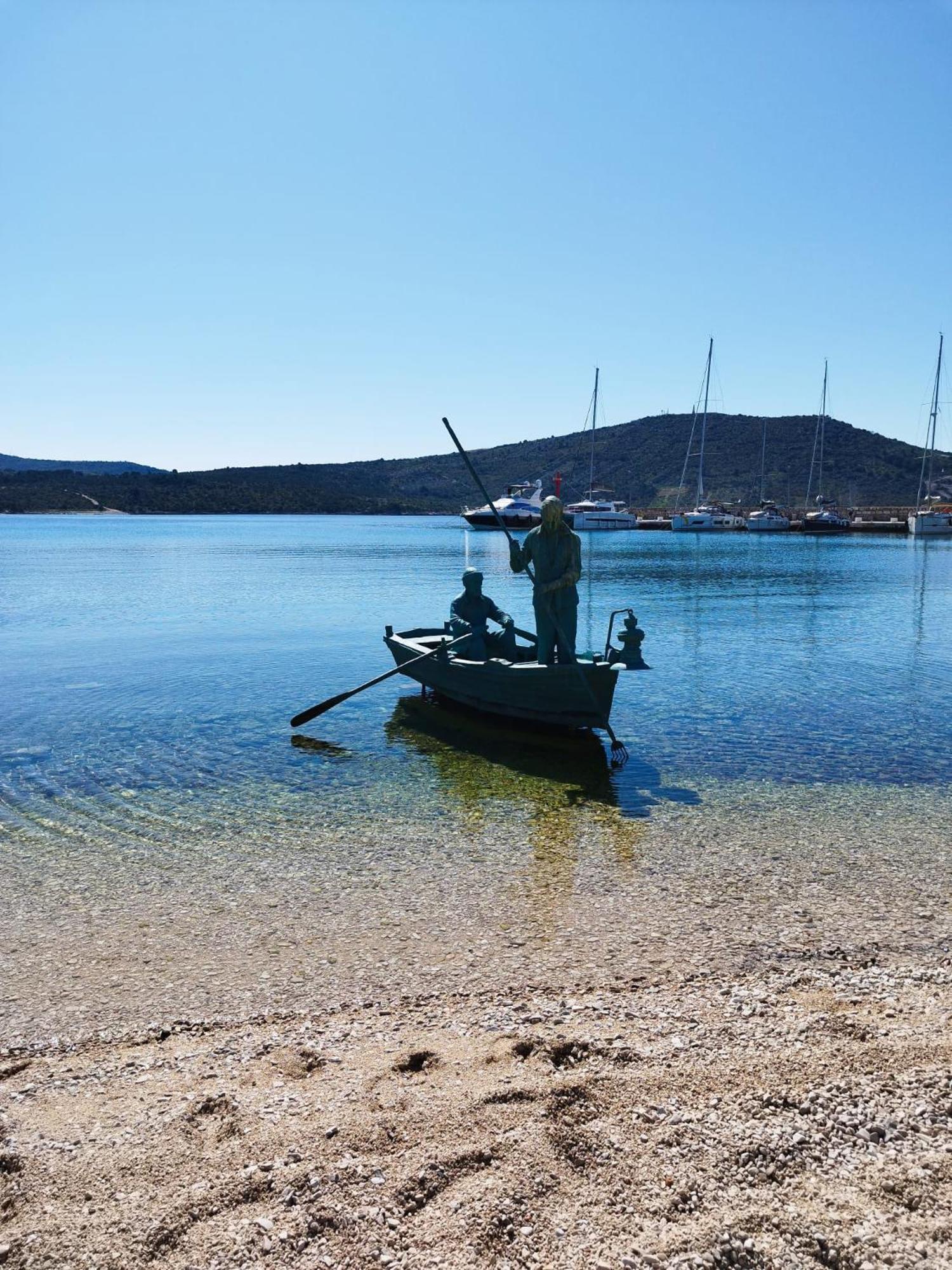 Apartmani Ljubo พรีมอชเตน ภายนอก รูปภาพ